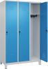 Garderobenschrank CLASSIC
B1200xT500xH1950 mm
RAL 7035/5012, 3 Abteile - More 1