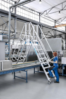 Überstieg 60 Grad
5 Stufen 800 mm breit
Höhe 1,13 m