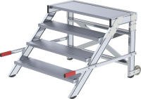 Alu-Arbeitspodest fahrbar
4 Alu-Stufen B 1000 mm
Podesthöhe 0,79 m