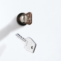 Zylinderschloss-MEHRPREIS
für Serie Classic/Evolo
statt Standard-Verschluss