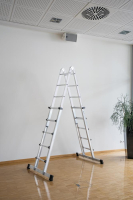 Alu-Teleskopleiter
4x5 Sprossen
Arbeitshöhe als Anlege