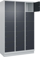Fächerschrank CLASSIC
B1200xT500xH1950 mm
RAL 7035/7016, 3x5 Fächer