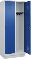 Garderobenschrank EVOLO
mit 100 mm hohem Sockel
RAL 7035/5010, 2 Abteile