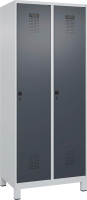 Garderobenschrank EVOLO
mit 100 mm hohen Füßen
RAL 7035/7016, 2 Abteile