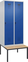 Garderobenschrank EVOLO
mit untergeb. Sitzbank
RAL 7035/5010, 2 Abteile