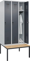 Garderobenschrank EVOLO
mit untergeb. Sitzbank
RAL 7035/7016, 3 Abteile