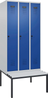 Garderobenschrank EVOLO
mit U.-Bank, KST-Leisten
RAL 7035/5010, 3 Abteile