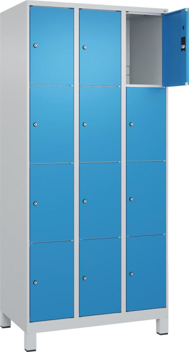 Fächerschrank CLASSIC
B900xT500xH1950 mm
RAL 7035/5012, 3x4 Fächer - Detail 1