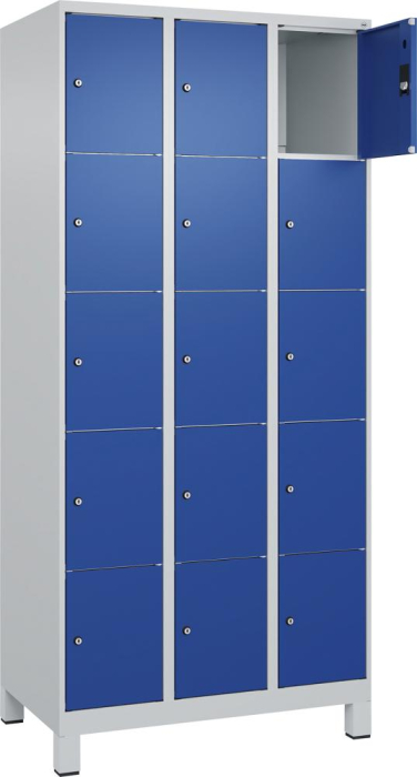 Fächerschrank CLASSIC
B900xT500xH1950 mm
RAL 7035/5010, 3x5 Fächer - Detail 1