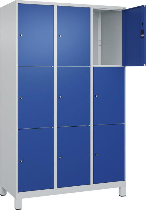 Fächerschrank CLASSIC
B1200xT500xH1950 mm
RAL 7035/5010, 3x3 Fächer - Detail 1