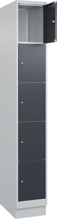 Fächerschrank CLASSIC
B300xT500xH1950 mm
RAL 7035/7016, 1x5 Fächer - Detail 1