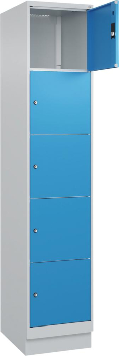 Fächerschrank CLASSIC
B400xT500xH1950 mm
RAL 7035/5012, 1x5 Fächer - Detail 1