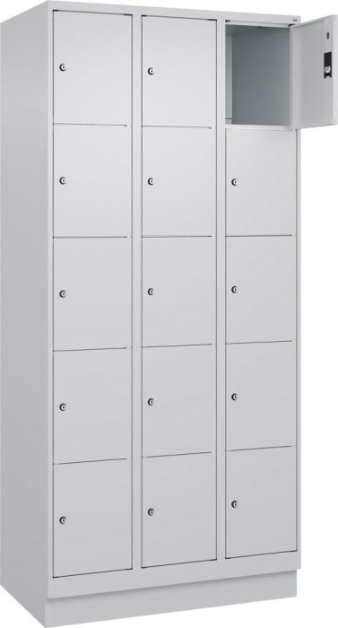 Fächerschrank CLASSIC
B900xT500xH1950 mm
RAL 7035/7035, 3x5 Fächer - Detail 1