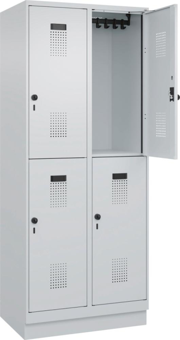 Doppelst. Schrank EVOLO
mit 100 mm hohem Sockel
RAL7035/7035, 2x2Abteile - Detail 1