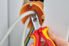 Abmantelungszange
165mm VDE 2K       Knipex - More 10