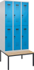 Doppelst. Schrank EVOLO
mit untergeb. Sitzbank
RAL7035/5012, 3x2Abteile - More 4
